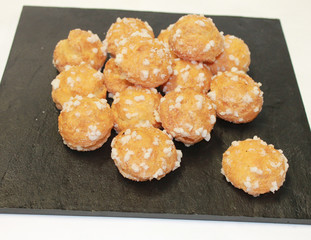 chouquettes