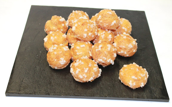 chouquettes