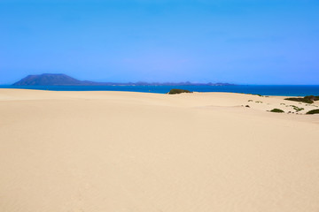 Fototapeta na wymiar Corralejo dunes Fuerteventura island desert