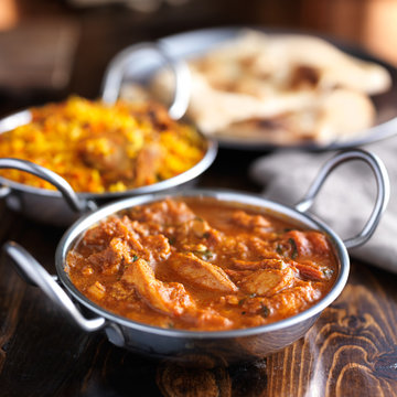 balti dish with butter chicken indian curry