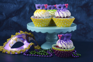 Mardi Gras Cupcakes