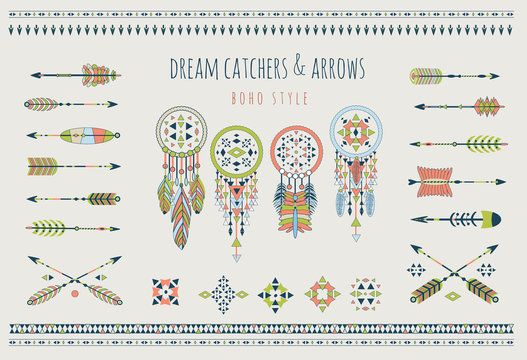 Set of arrows, dream catchers, Indian elements.