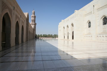 Fototapeta na wymiar sultan qaboos grand mosque Muskat Oman