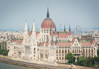 Fototapeta na wymiar Budapest. Houses of Parliament. View of the city.
