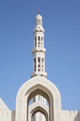 Fototapeta na wymiar sultan qaboos grand mosque Muskat Oman