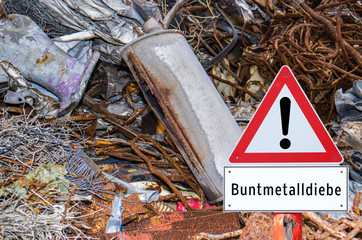Warnschild Buntmetalldiebe