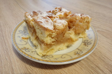 homemade apple pie cake