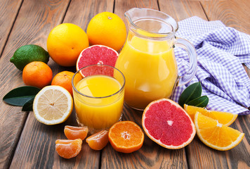Obraz na płótnie Canvas Fresh citrus juice
