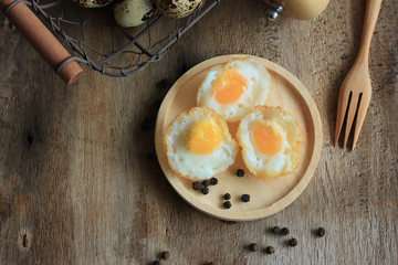 A lot fried quail eggs