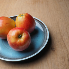 Frische Bio-Äpfel