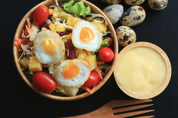 salad vegetable quail eggs