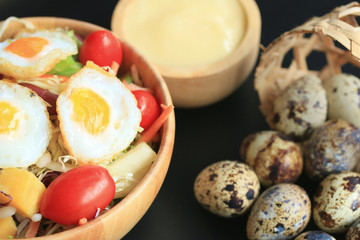 salad vegetable quail eggs