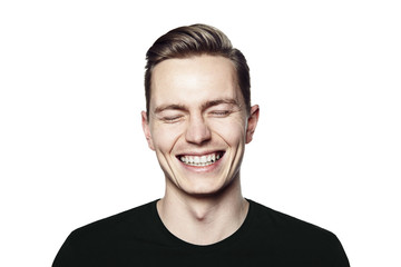 Portrait of young man smiling to camera - 101739673