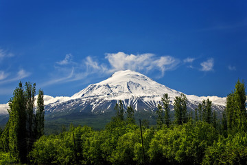 Turkey. Mount Ararat - the tallest peak in Turkey (5137 m)
