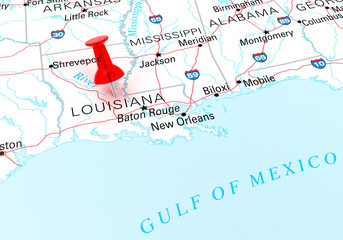 Red Thumbtack Over Louisiana State USA Map - obrazy, fototapety, plakaty