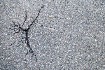 Cracked asphalt pattern
