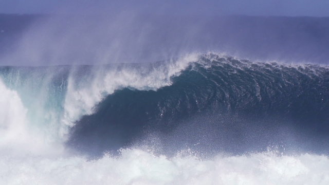 Empty Blue Tropical Ocean Wave Crashing 