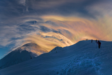 winter hill climbing