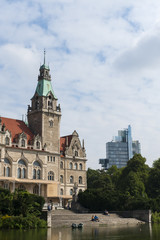 Fototapeta na wymiar City hall in Hanover at summer day
