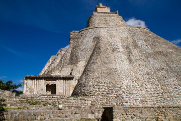 Fototapeta na wymiar uxmal ruins in yucatan, mexico