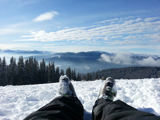 ski sitting