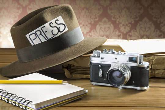 Vintage Reporter Hat Fedora Camera / Vintage Reporter