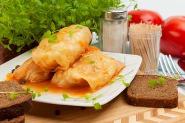 Stuffed Cabbage Roll with Vegetables