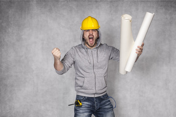 bad worker screaming with stress