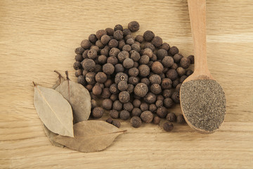 pepper and Bay leaves