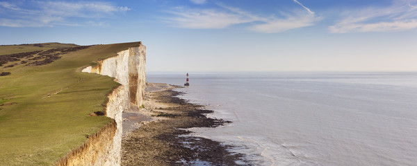 Cliffs at Beachy Head on the south coast of England - obrazy, fototapety, plakaty