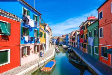 Fototapeta na wymiar Colorful houses on the famous island Burano, Venice, Italy
