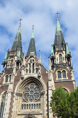 Fototapeta premium Церковь святых Ольги и Елизаветы во Львове