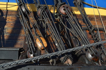 Fototapeta premium Takelage an historischem Segelschiff