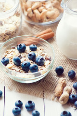 Breakfast with granola