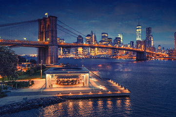 Fototapeta na wymiar New York - Brooklyn Bridge panorama with Manhattan