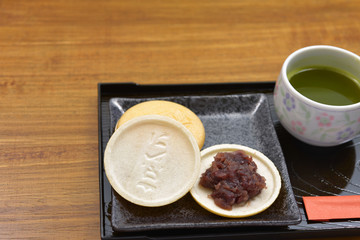 もなか　/サクサクもちもちの美味しい和菓子