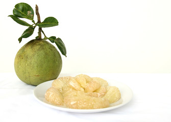 Grapefruit peel green