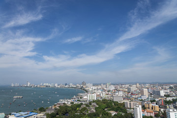 Fototapeta na wymiar Pattaya cityscape is city is famous about sea sport and night li