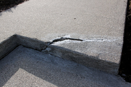 cracked concrete cement step