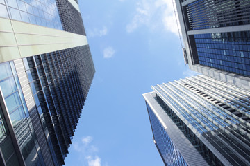 Fototapeta na wymiar Tokyo Marunouchi of the office building and the sky