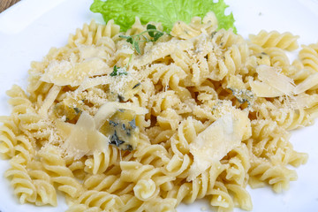 Cheese pasta