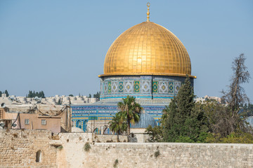 Naklejka premium Dome of the Rock shrine in Jerusalem city, Israel