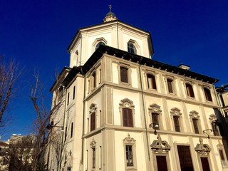 Milano, la Chiesa di San Bernardino alle Ossa