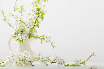 Obraz na płótnie Canvas cherry flowers on white background