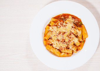 pasta rigatoni with tomato sauce and cheese