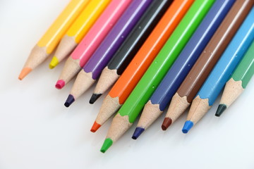 Color pencil