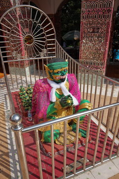 Buddhistische Kloster und Tempelanlagen in Mandaley in Myanmar 
