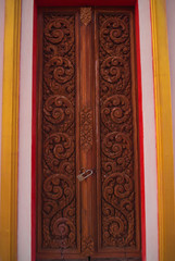 Wood door gravel lock