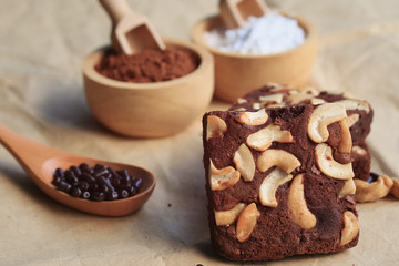 Chocolate brownie with cashew nuts