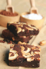 Chocolate brownie with cashew nuts